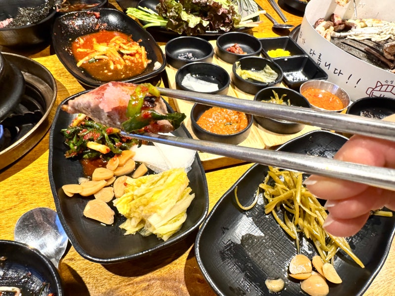 A Local's Guide to The Bareun Sikdang: Premium Aged Pork BBQ Near Heosimcheong Spa in Busan